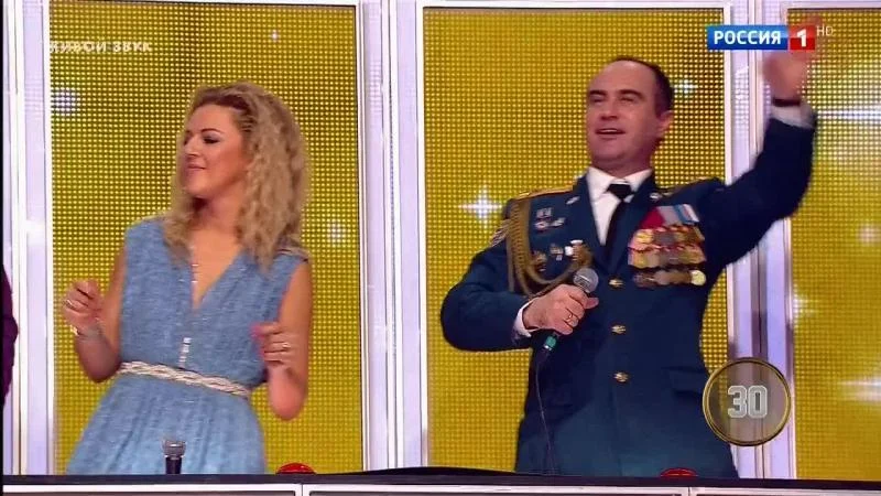 Кадры из ТВ шоу Ну-ка, все вместе! (2019)